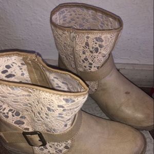 Tan/Beige Kid Boots